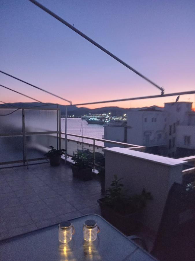 Cozy Seaside Penthouse With Sea & Mountain View. Apartment โวโลส ภายนอก รูปภาพ